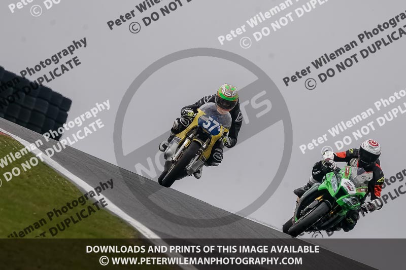 cadwell no limits trackday;cadwell park;cadwell park photographs;cadwell trackday photographs;enduro digital images;event digital images;eventdigitalimages;no limits trackdays;peter wileman photography;racing digital images;trackday digital images;trackday photos